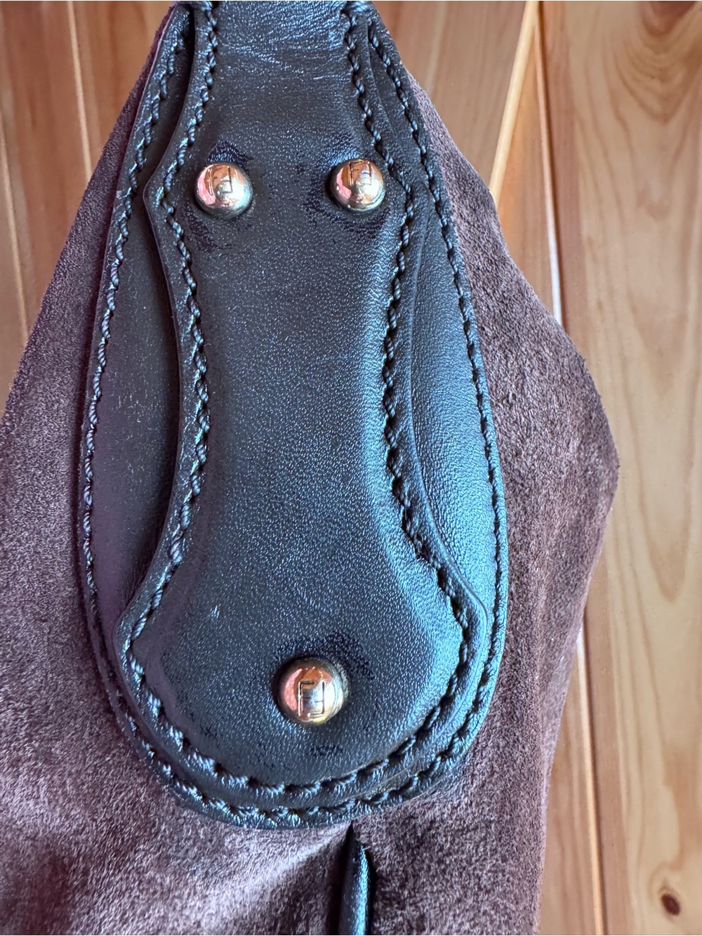 FENDI Brown Suede shoulder bag - Picture 4 of 15